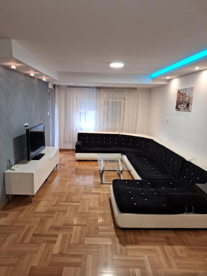 Luks Apartment Μπάνια Λούκα Εξωτερικό φωτογραφία