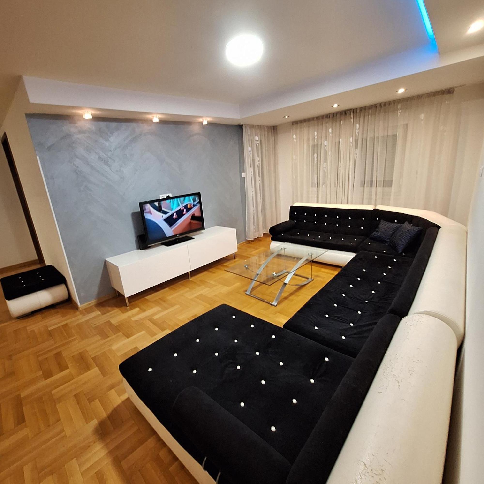 Luks Apartment Μπάνια Λούκα Εξωτερικό φωτογραφία