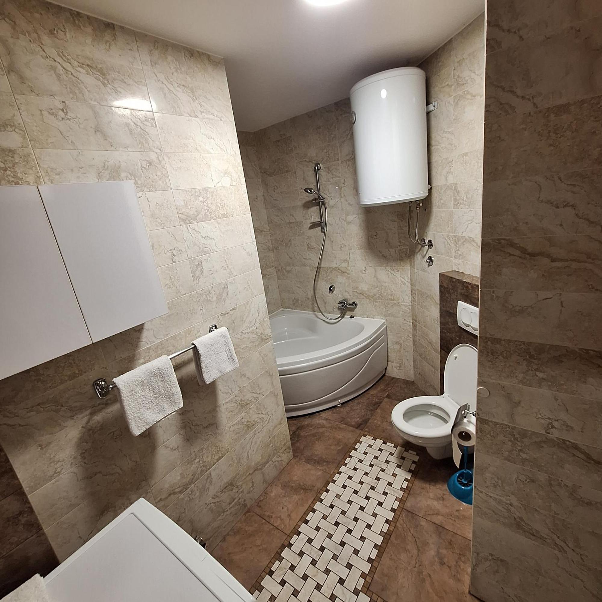 Luks Apartment Μπάνια Λούκα Εξωτερικό φωτογραφία