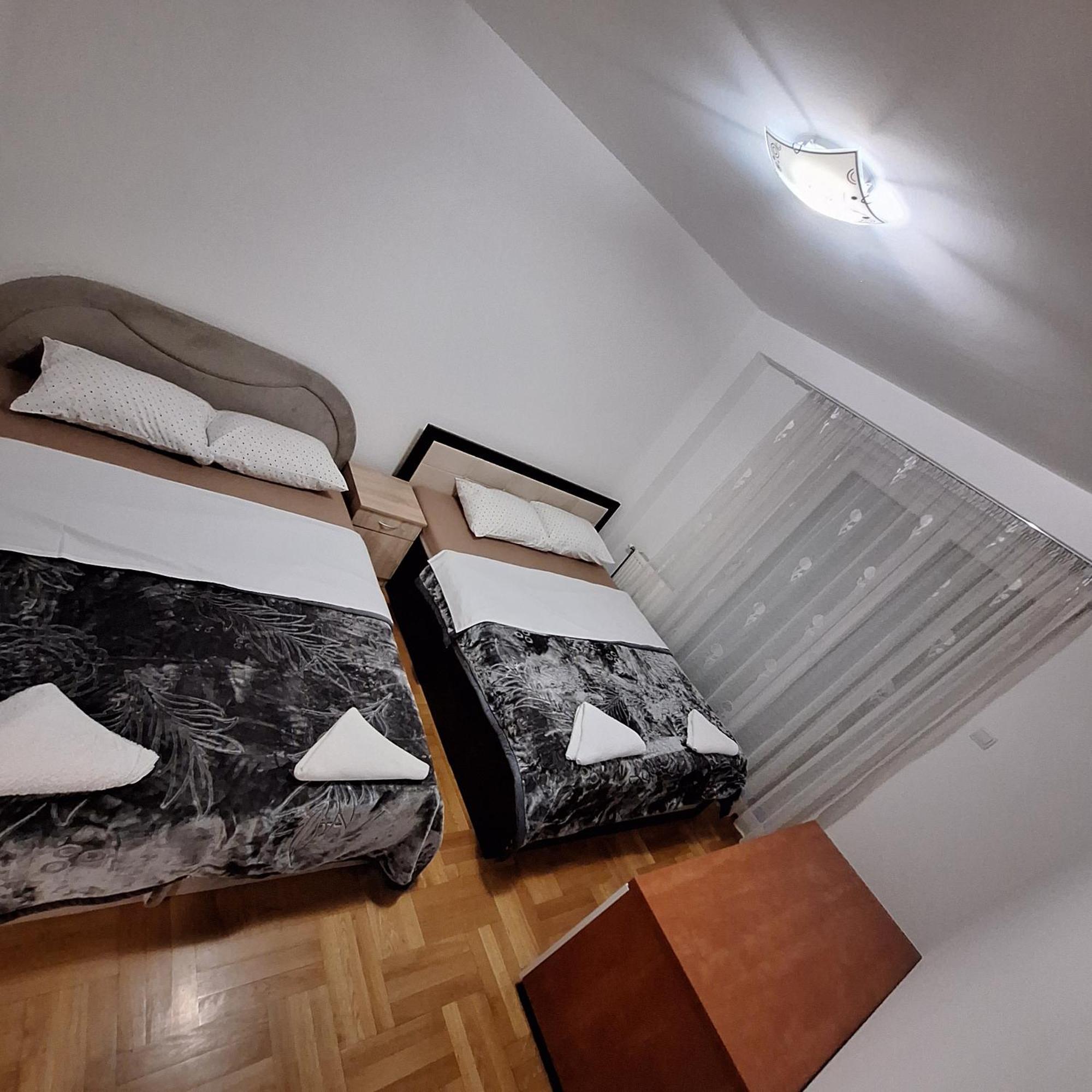 Luks Apartment Μπάνια Λούκα Εξωτερικό φωτογραφία
