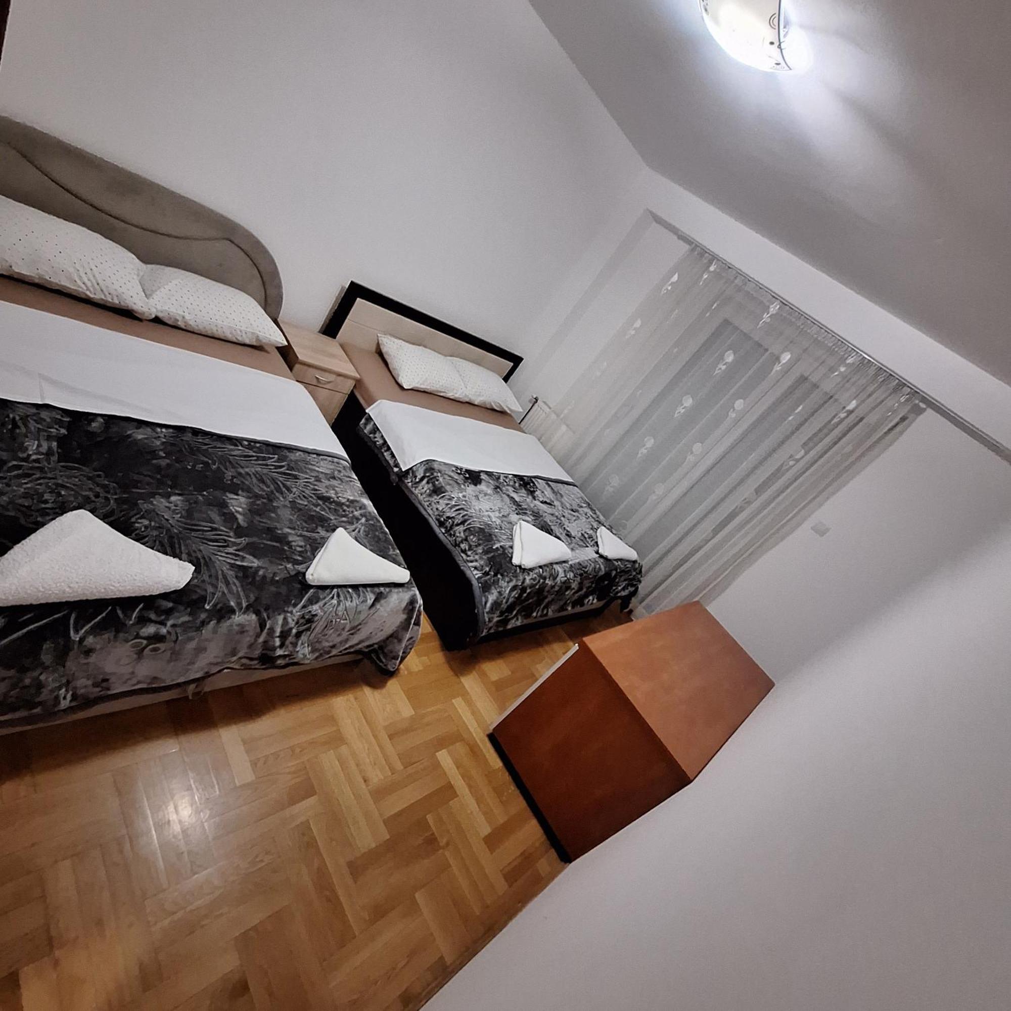 Luks Apartment Μπάνια Λούκα Εξωτερικό φωτογραφία