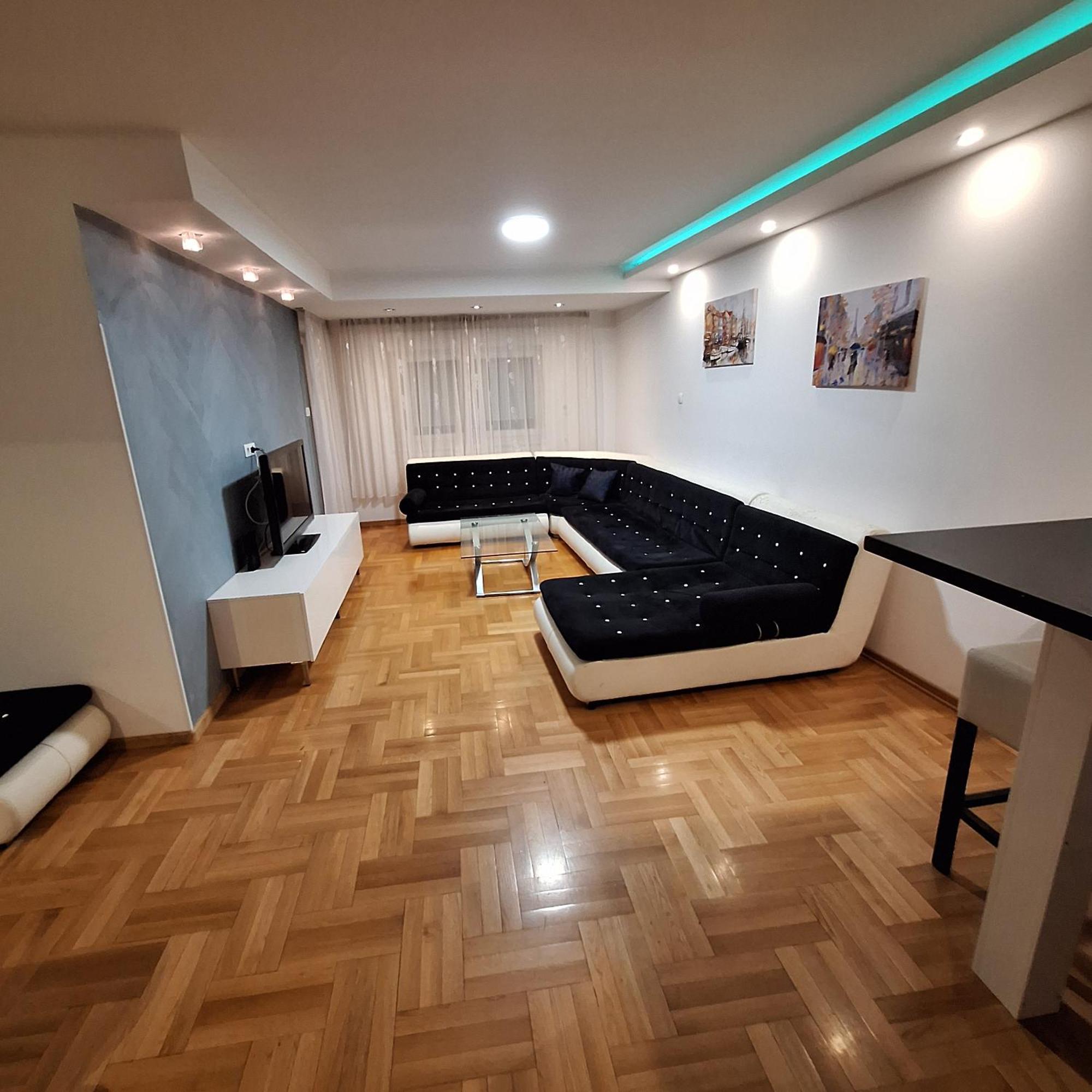Luks Apartment Μπάνια Λούκα Εξωτερικό φωτογραφία