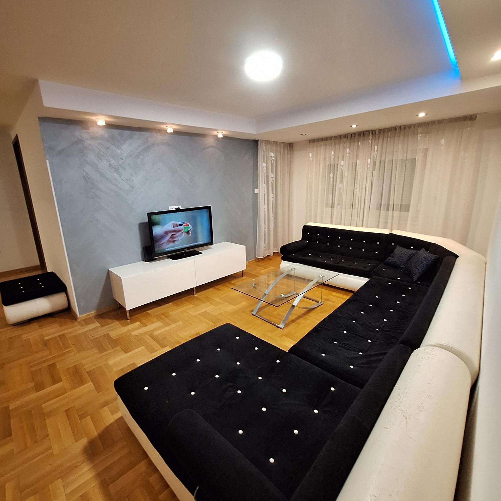 Luks Apartment Μπάνια Λούκα Εξωτερικό φωτογραφία