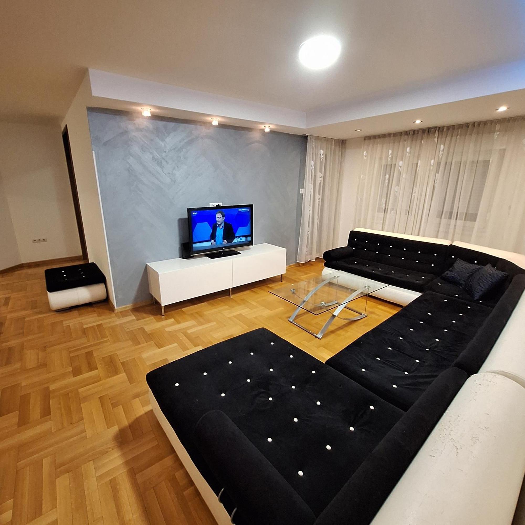 Luks Apartment Μπάνια Λούκα Εξωτερικό φωτογραφία