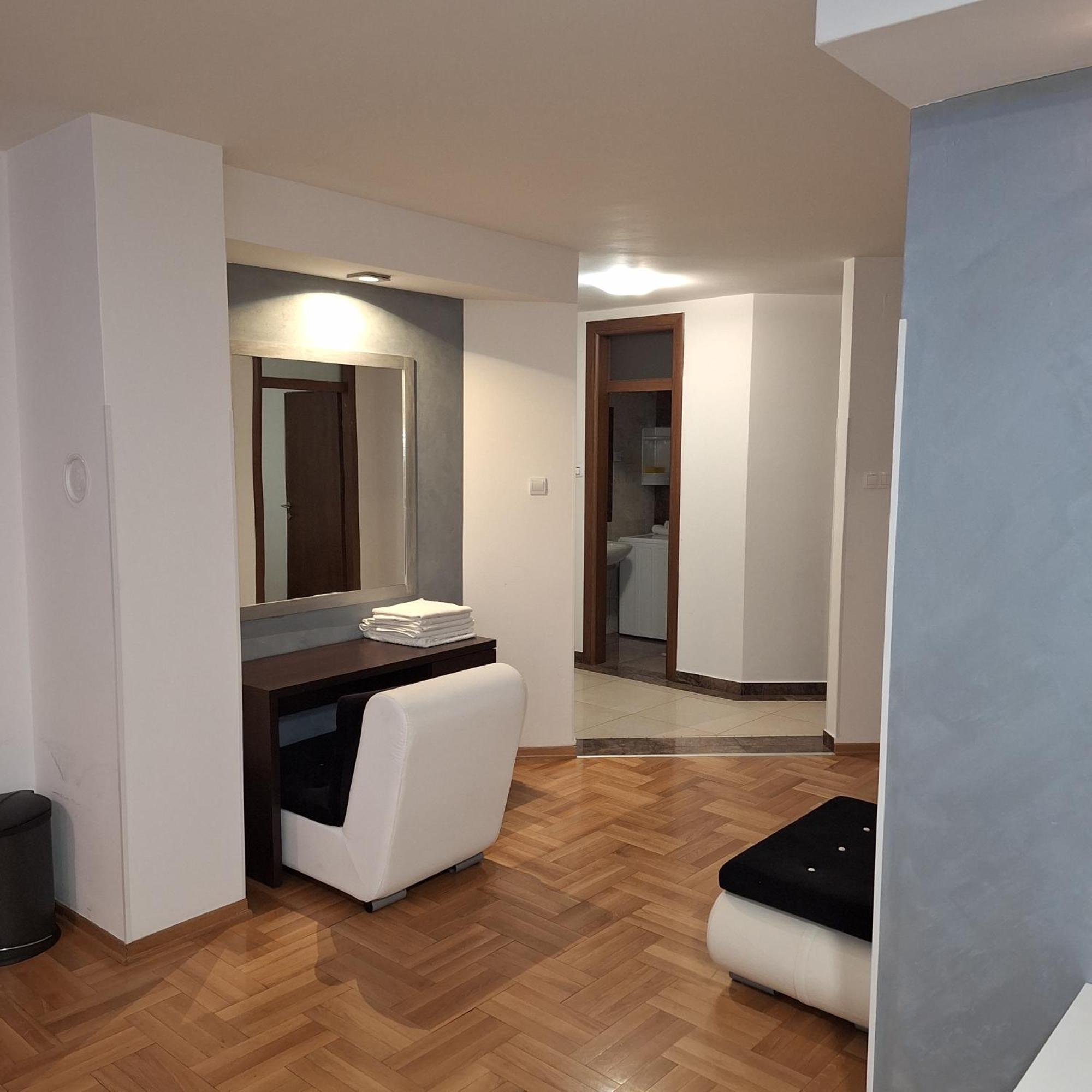 Luks Apartment Μπάνια Λούκα Εξωτερικό φωτογραφία