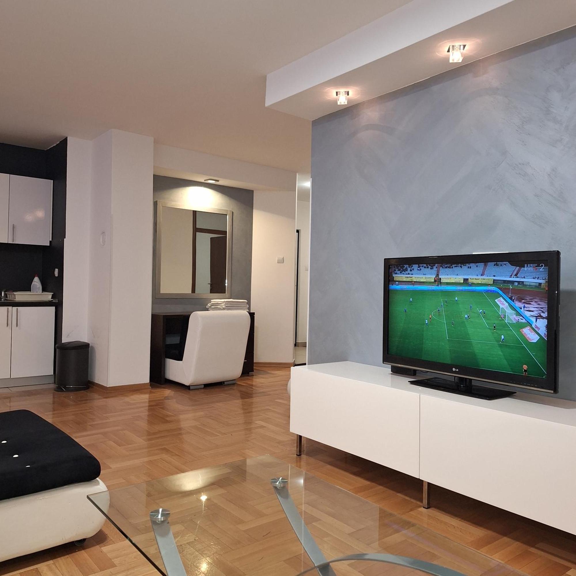 Luks Apartment Μπάνια Λούκα Εξωτερικό φωτογραφία